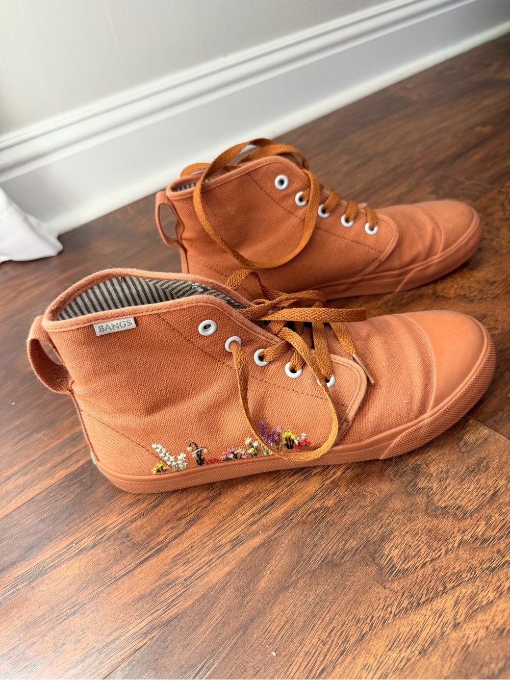 Bangs High-Top Embroidered Canvas Sneakers